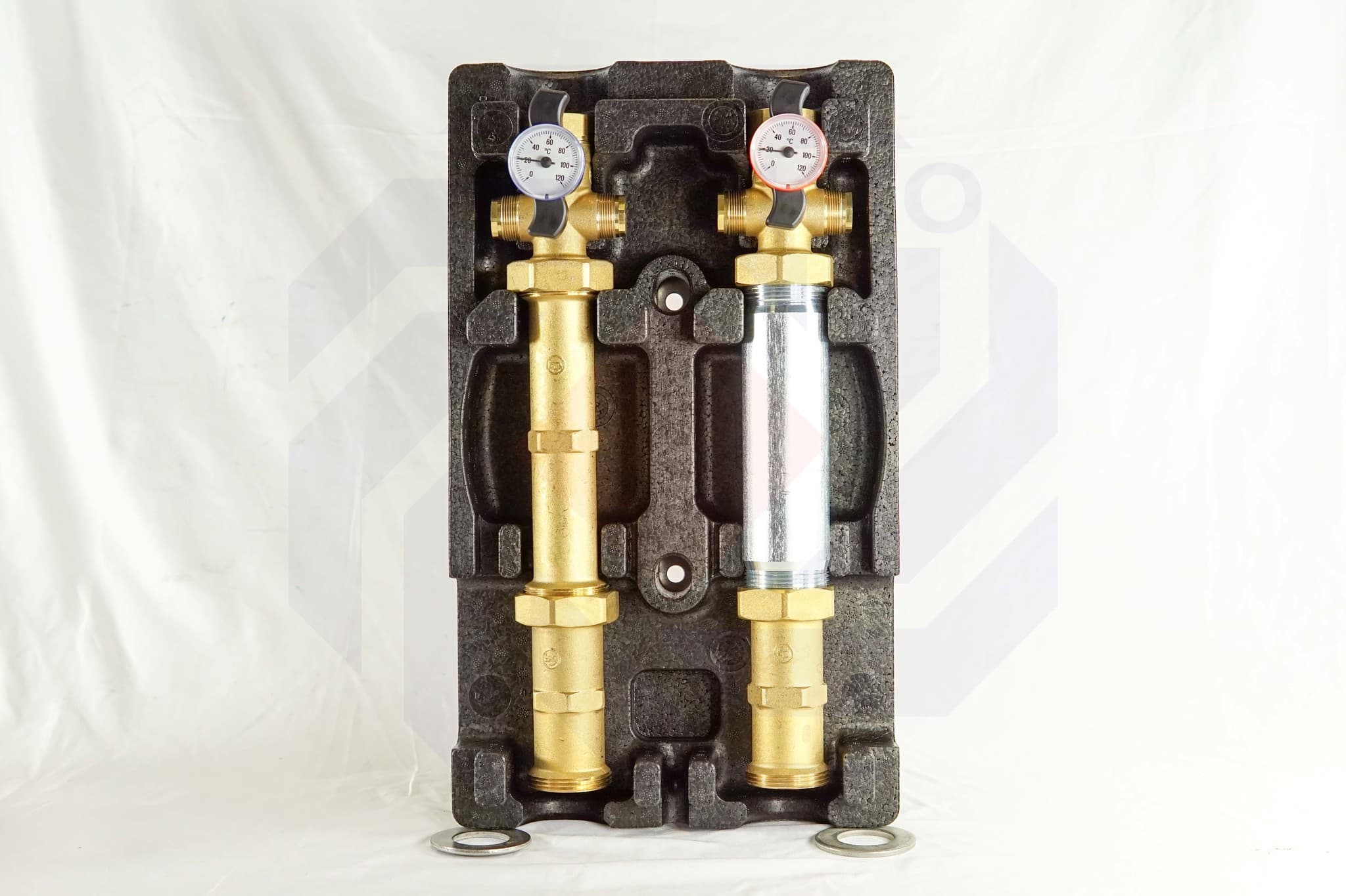 Группа распределительная котельная GIACOMINI R586R без клапана и без насоса