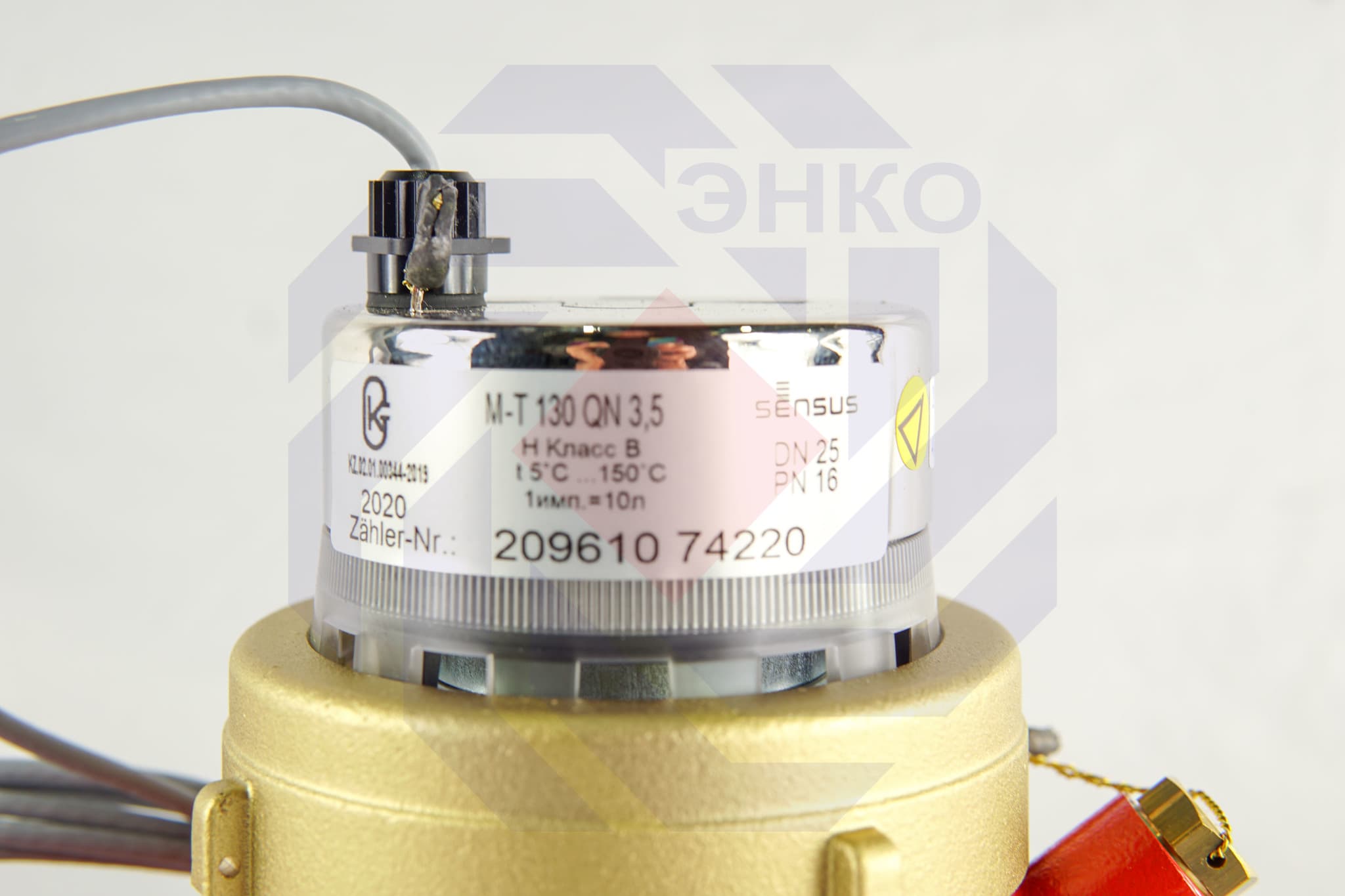 Счетчик горячей воды SENSUS M-T 130 QN 3,5 DN 25 с импульсным выходом
