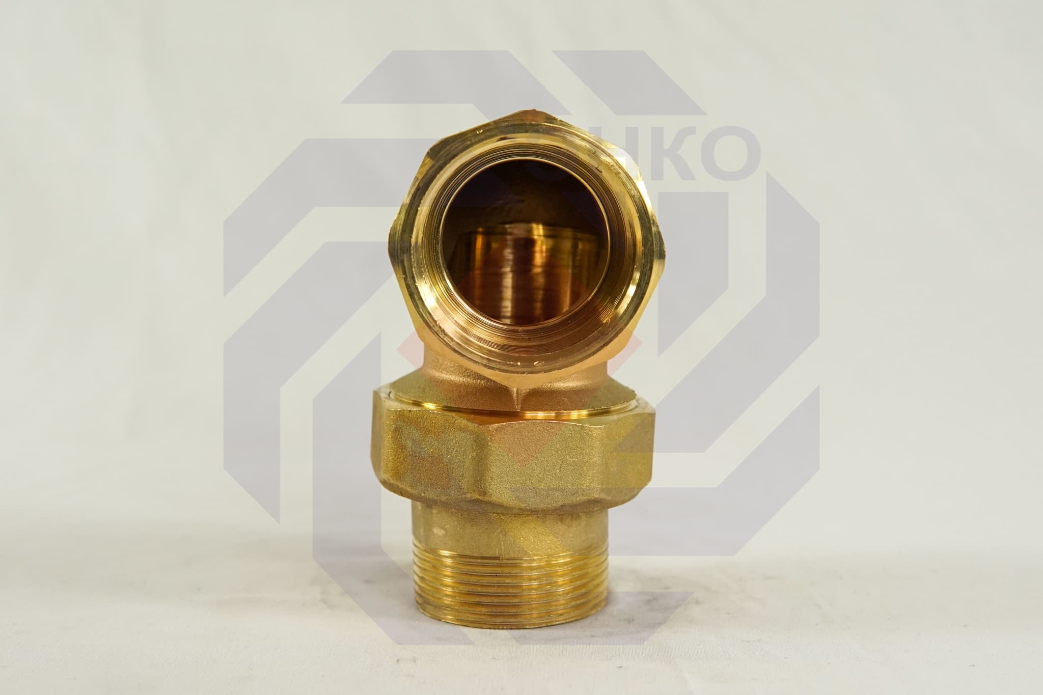 Сгон угловой BUGATTI 715 1½"