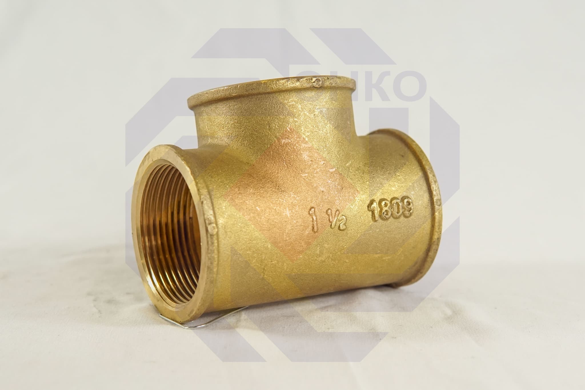 Тройник ВР BUGATTI 140 1½"