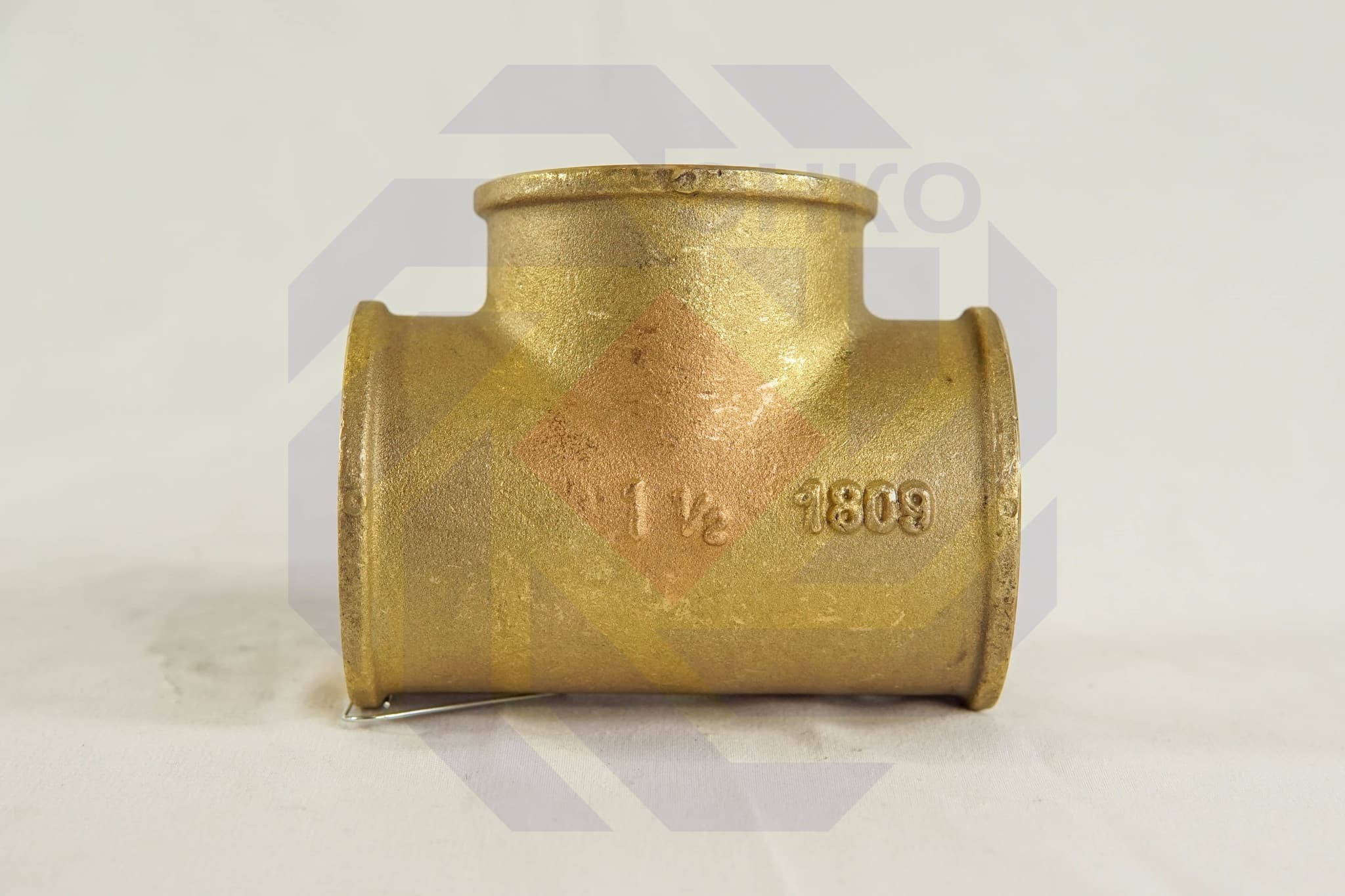 Тройник ВР BUGATTI 140 1½"