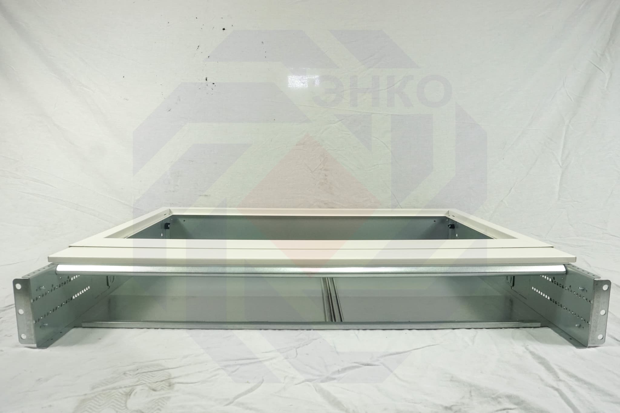 Шкаф для коллекторов WATTS VSU-4