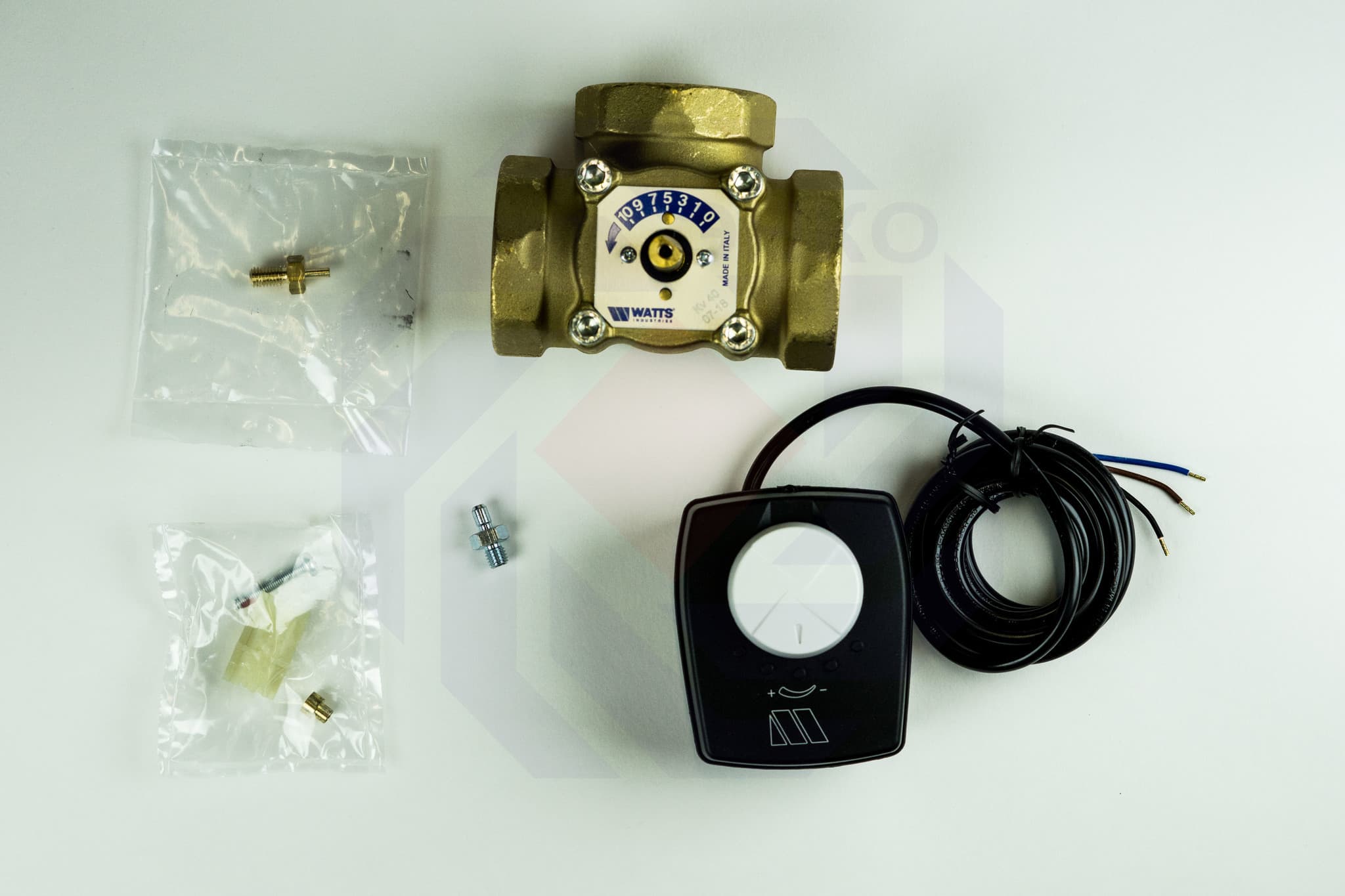 Клапан поворотный трехходовой с электроприводом WATTS V3GB 2"