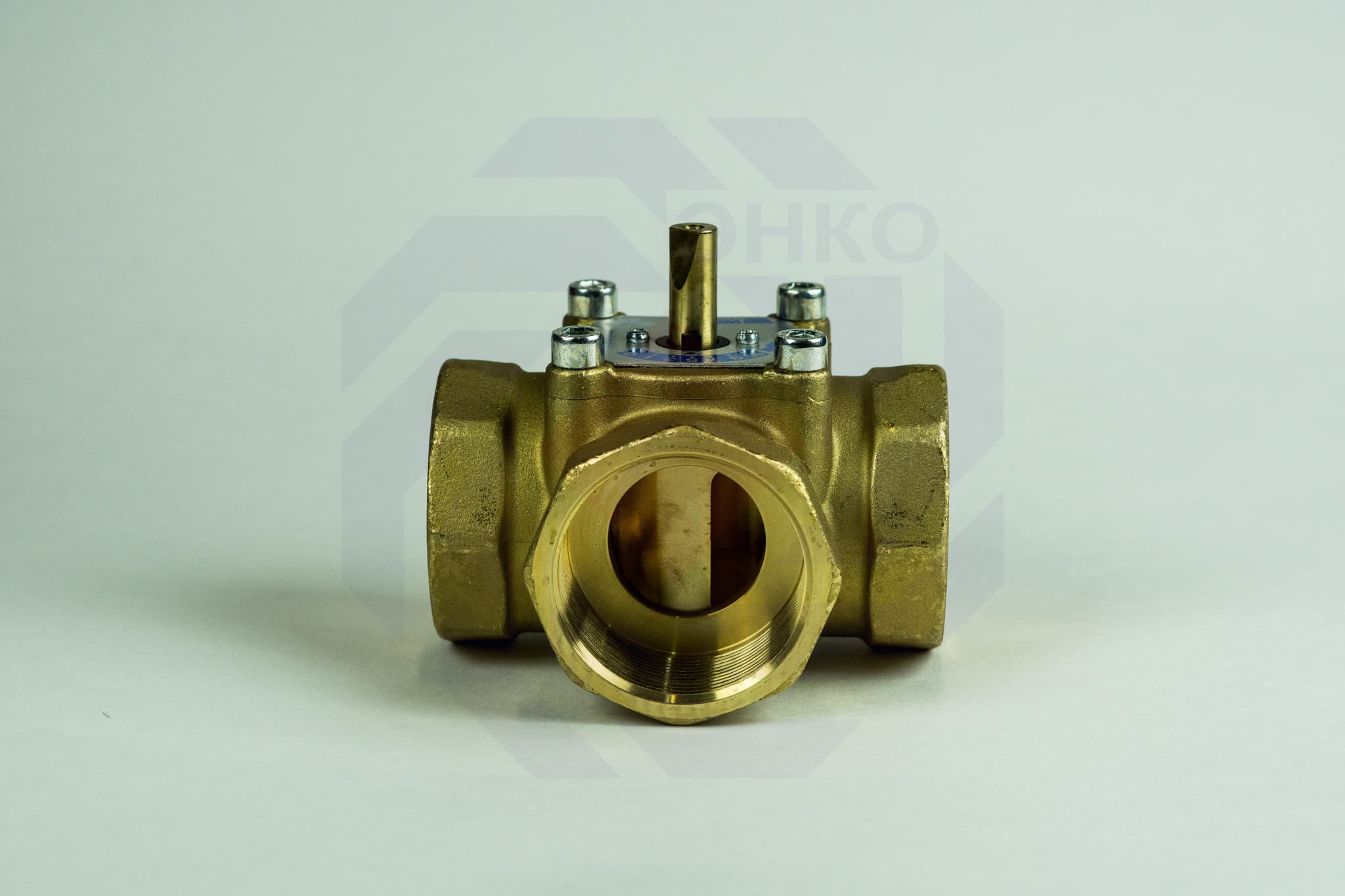 Клапан поворотный трехходовой с электроприводом WATTS V3GB 2"