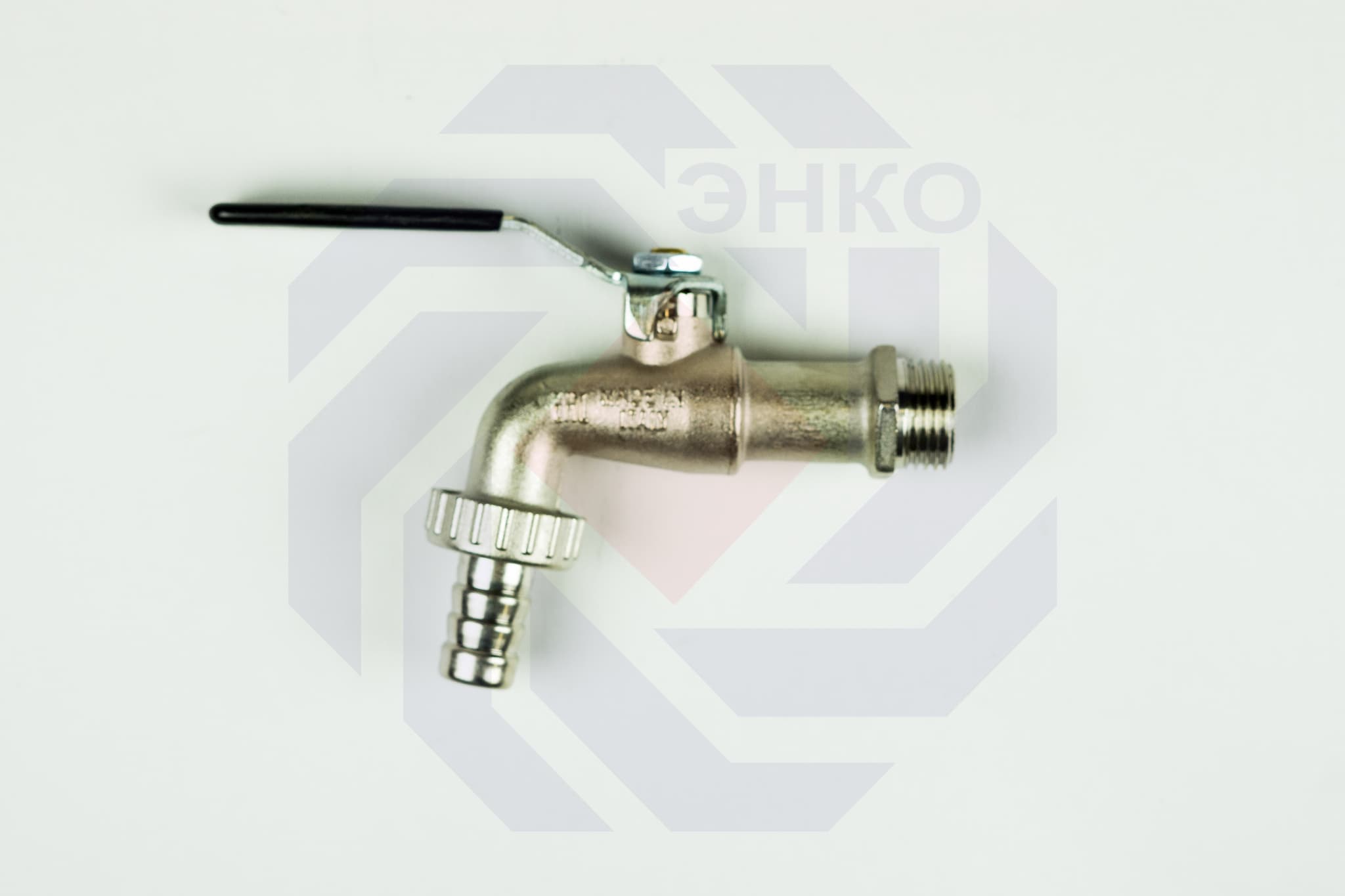 Кран шаровой с присоединением для шланга/НР BUGATTI 661 ½"