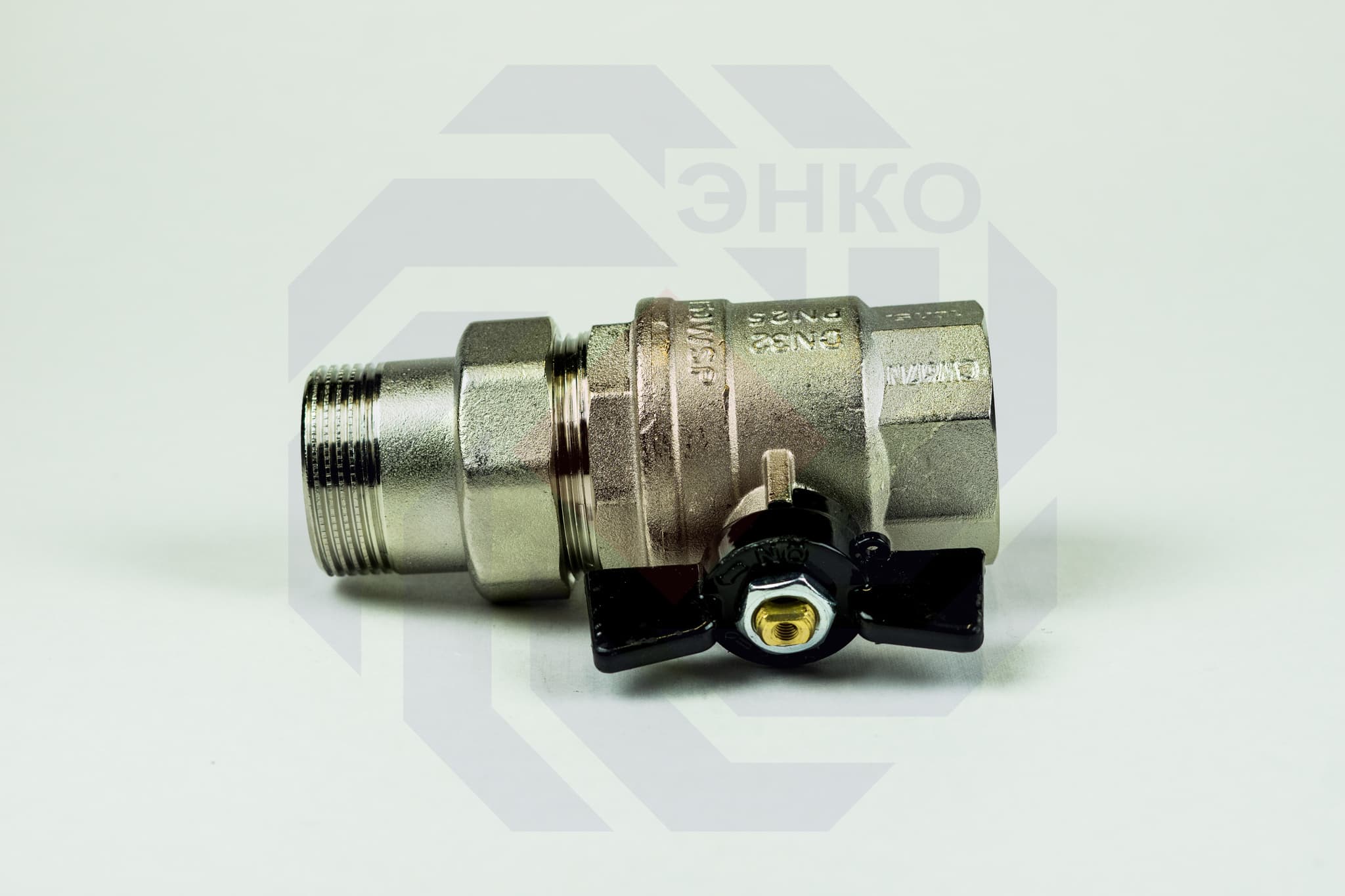 Кран шаровой с разборным присоединением ВР/НР BUGATTI 322 1¼"