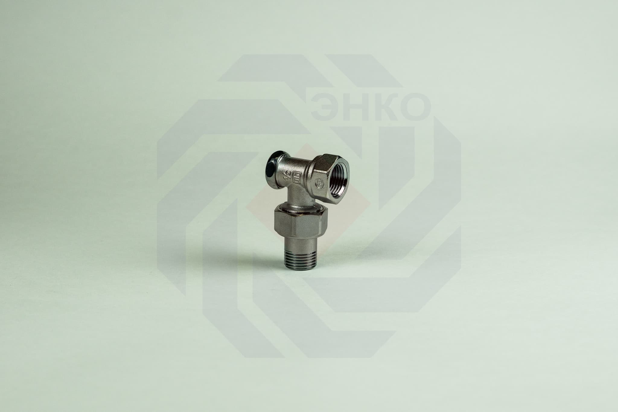 Клапан радиаторный отсечной GIACOMINI R16D2 угловой ¾"