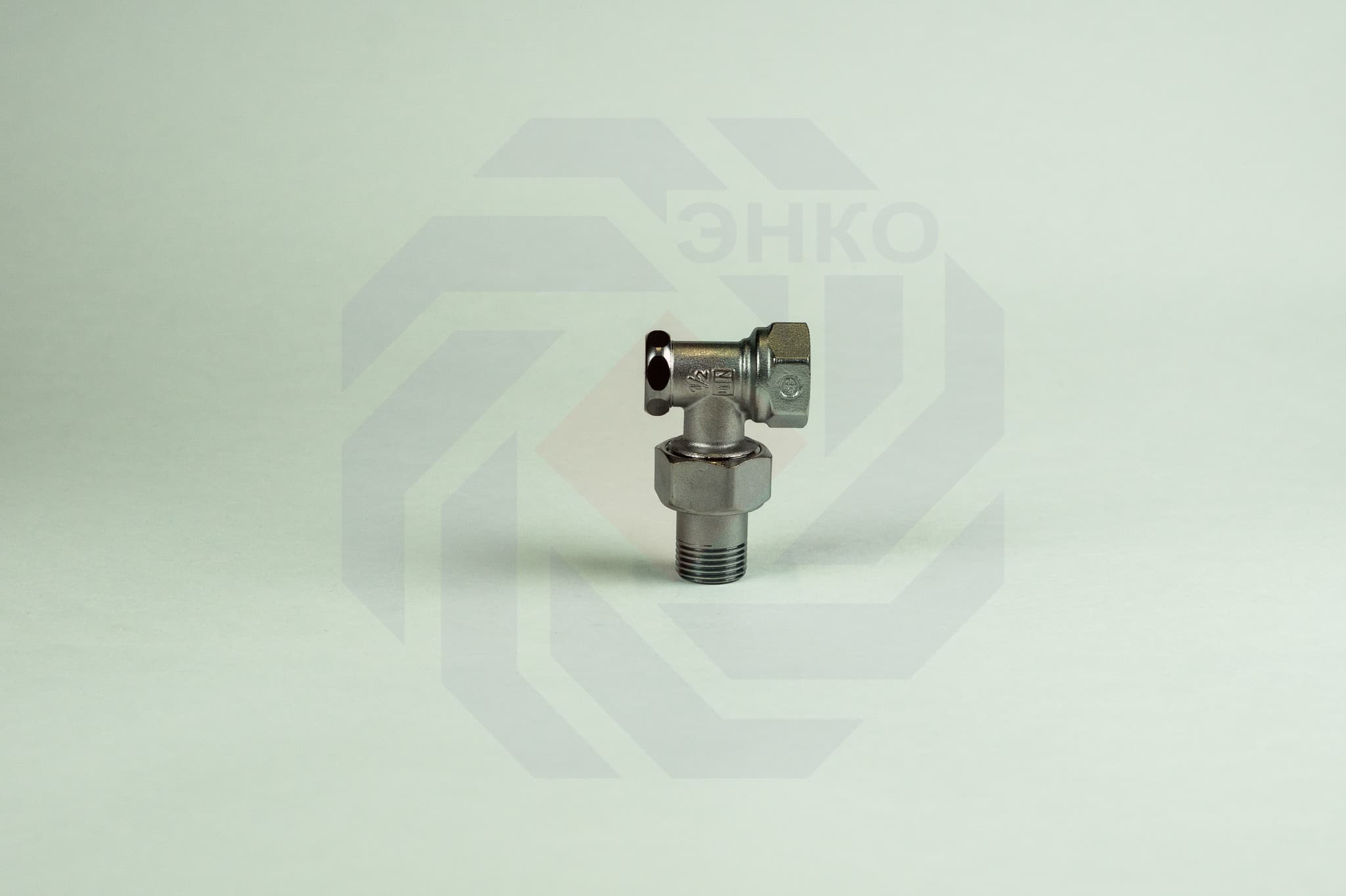 Клапан радиаторный отсечной GIACOMINI R16D2 угловой ¾"