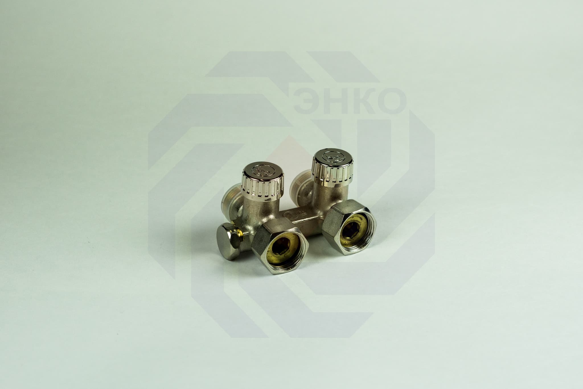 Узел нижнего подключения радиатора GIACOMINI R383 ¾" прямой