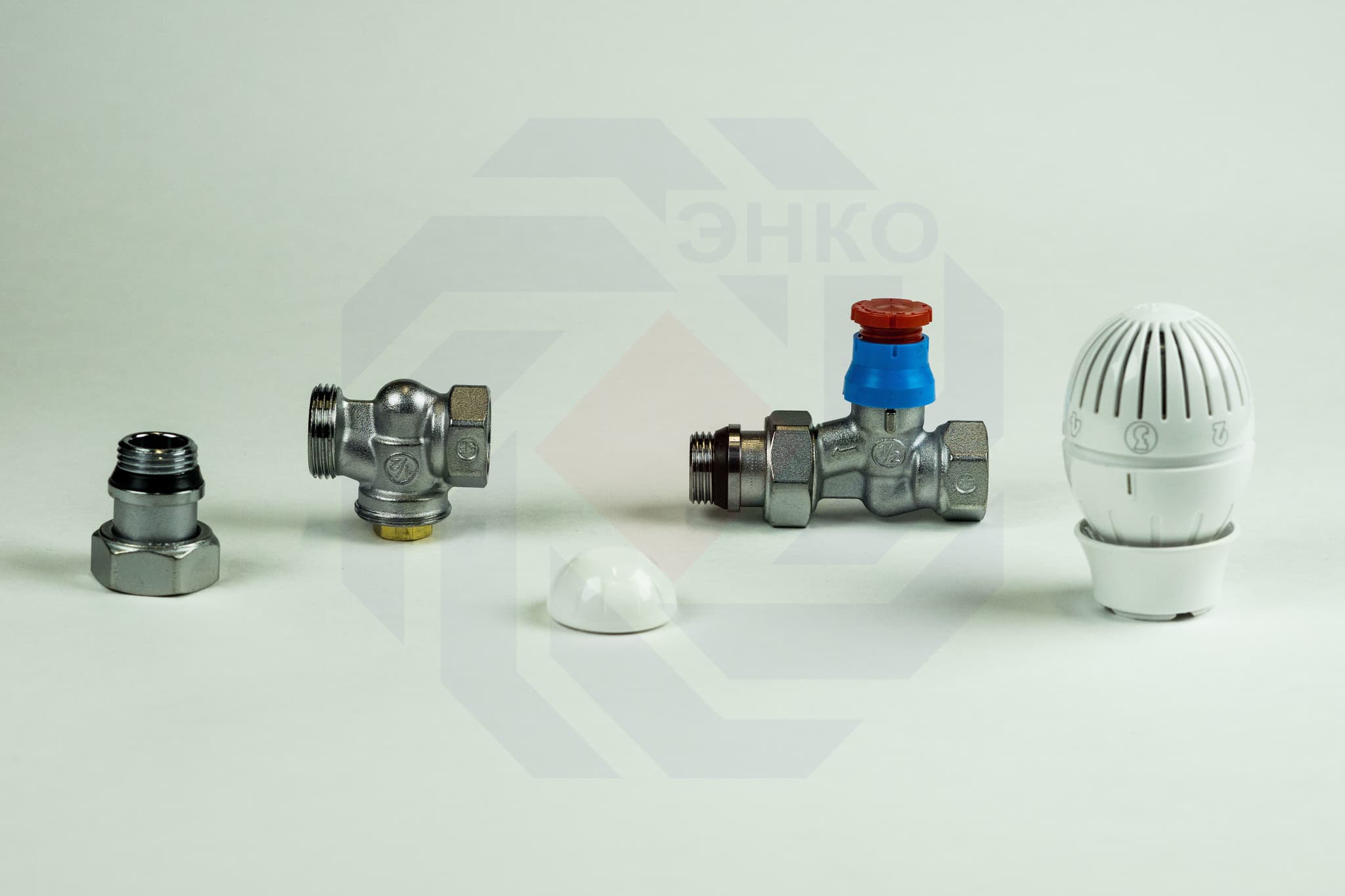 Комплект термостатической регулировки радиаторный GIACOMINI R470F прямой ½"