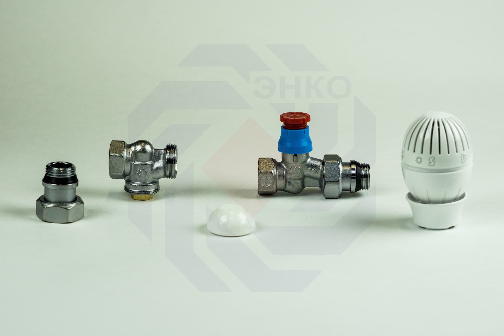 Комплект термостатической регулировки радиаторный GIACOMINI R470F прямой ½"