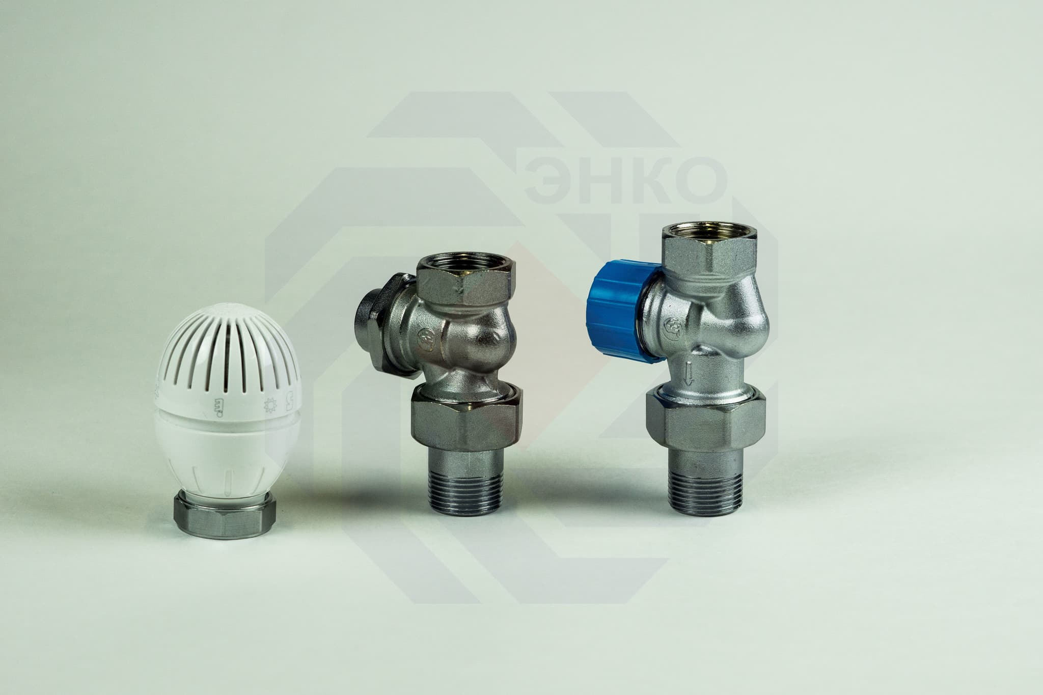 Комплект термостатической регулировки радиаторный GIACOMINI R470F-KV прямой ¾"