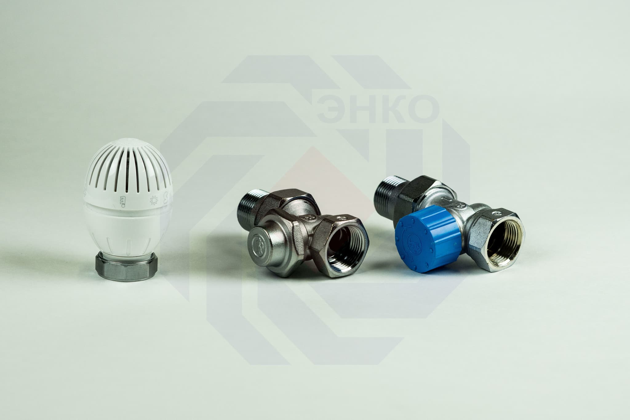 Комплект термостатической регулировки радиаторный GIACOMINI R470F-KV прямой ¾"