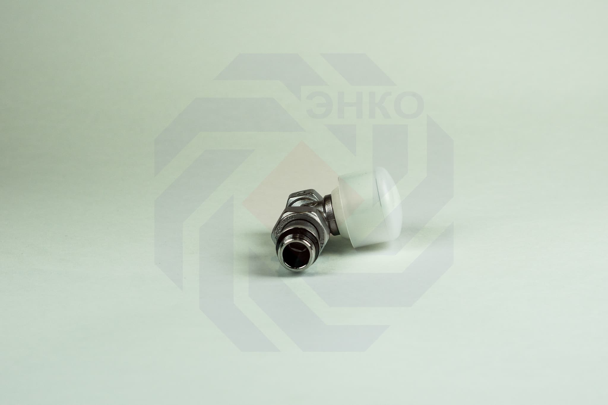 Клапан радиаторный ручной GIACOMINI R6TG прямой ½"