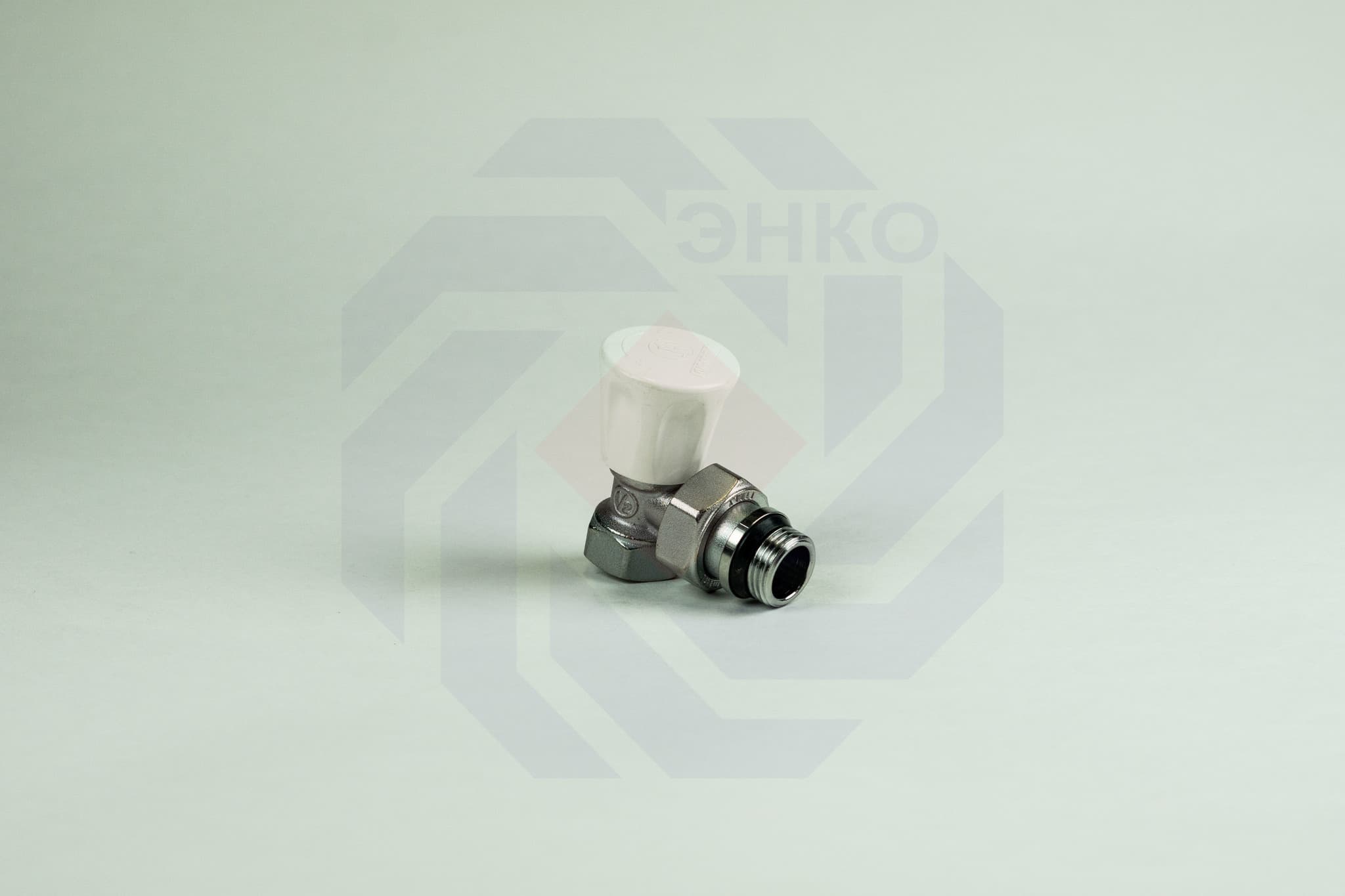 Клапан радиаторный ручной GIACOMINI R705A угловой ½"