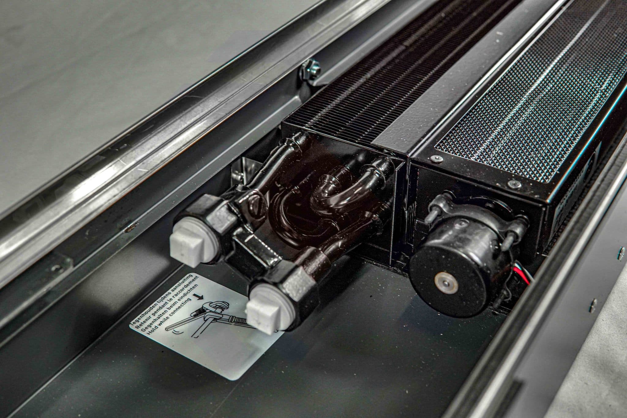 Конвектор внутрипольный с принудительной конвекцией JAGA CLIMA CANAL 08 720 мм