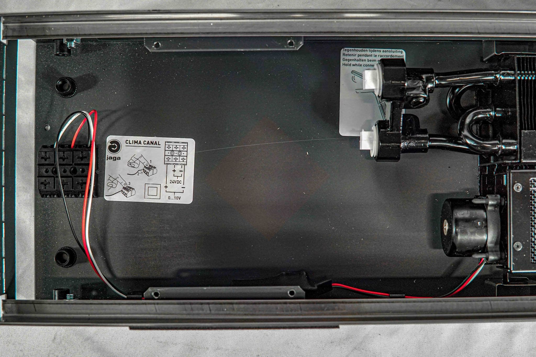 Конвектор внутрипольный с принудительной конвекцией JAGA CLIMA CANAL 08 720 мм