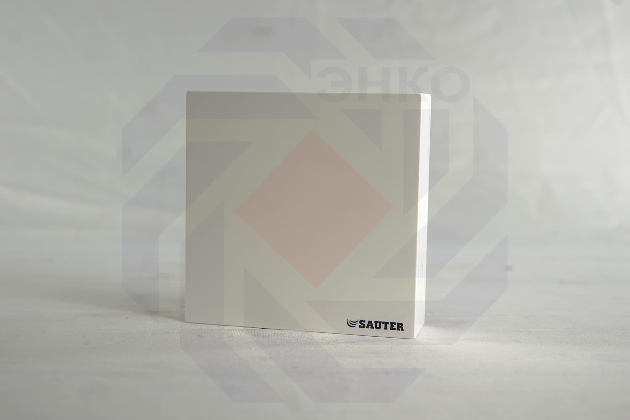 Датчик температуры комнатный SAUTER EGT 330