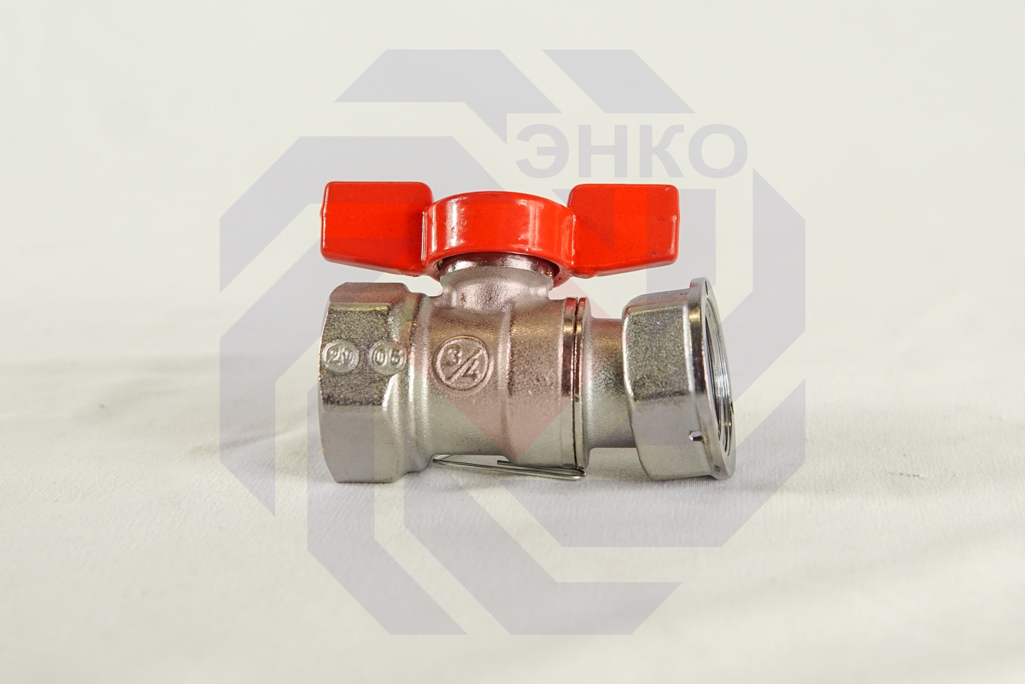 Кран шаровой с разборным присоединением ВР/ВР GIACOMINI R251P ¾"
