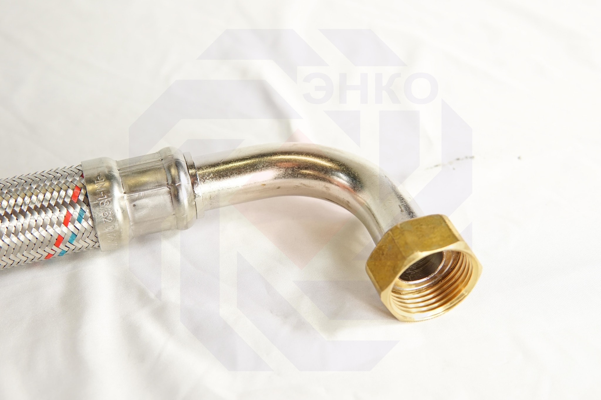 Подводка гибкая угловая MATEU FIL-BOR INOX ВР 1"⨯ВР(у) 1" 50 см