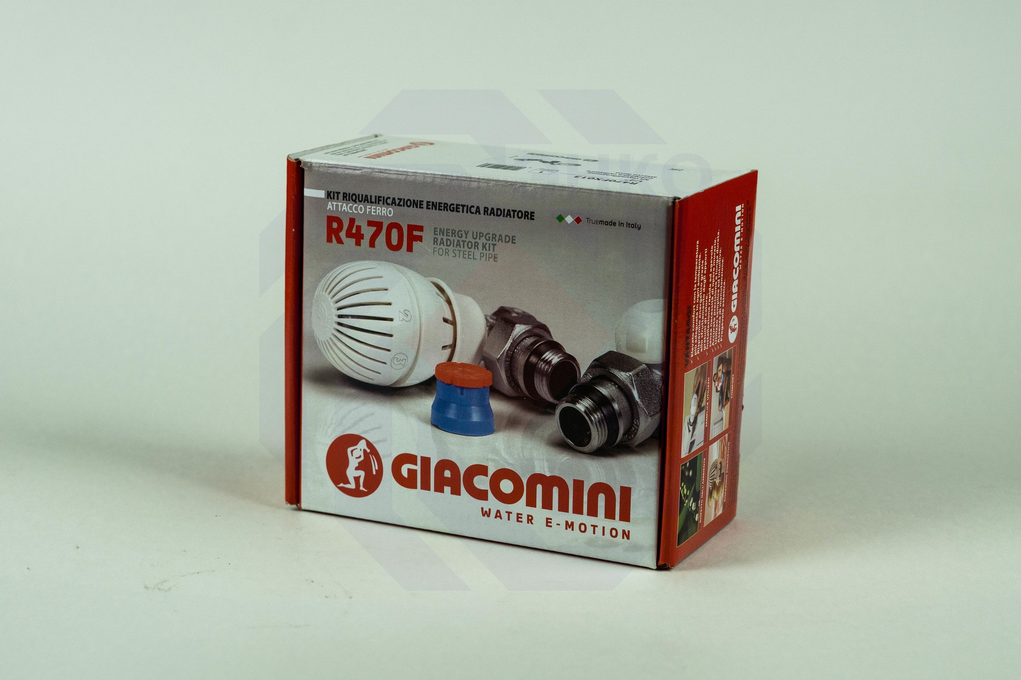 Комплект термостатической регулировки радиаторный GIACOMINI R470F прямой ½"