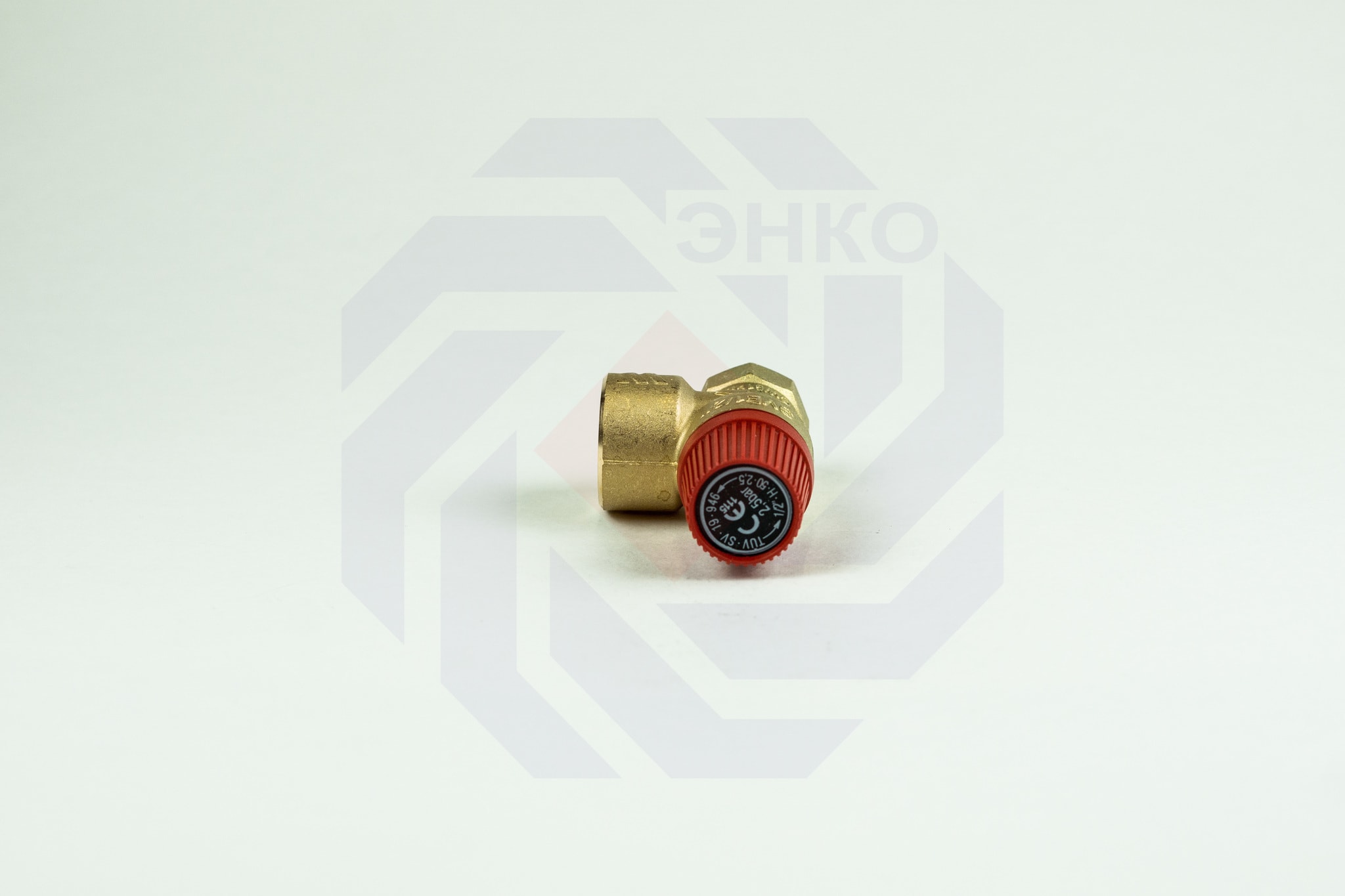 Клапан предохранительный WATTS SVH 2,5 бар ½"